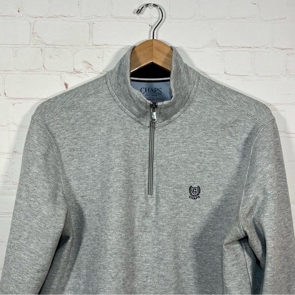Chaps 1/4 Zip Mock Neck Sweatshirt Mens Size Medium Gray Embroidered - Picture 2 of 9